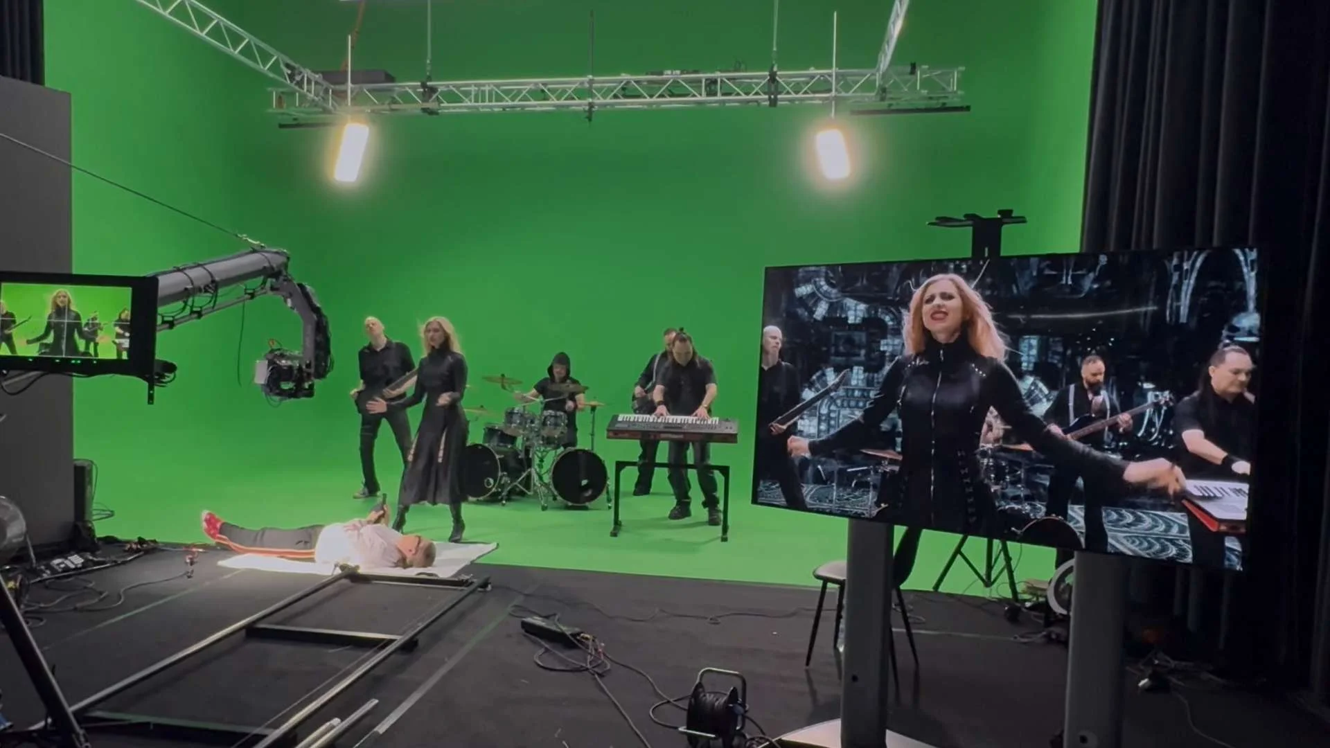 Green screen virtual production