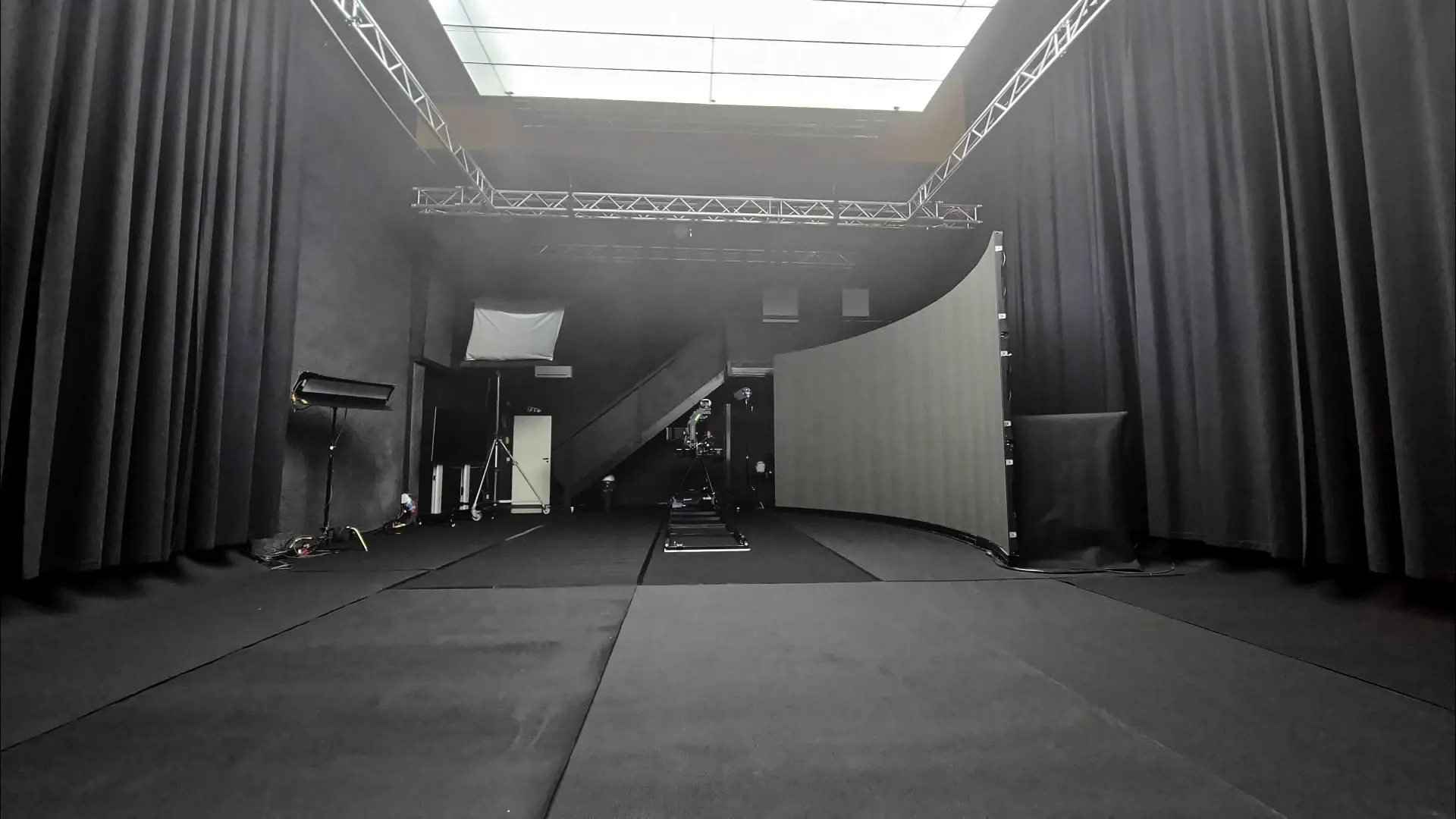 Curved LED wall installed in the empty studio.