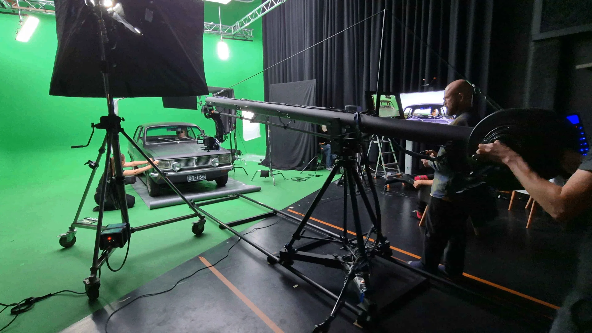 Green screen production with a car and camera jib equipment